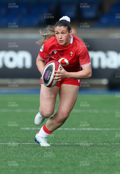 180426 - Wales v France, Guinness Women’s 6 Nations - Kayleigh Powell of Wales