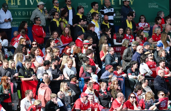 180426 - Wales v France, Guinness Women’s 6 Nations - Fans at the match