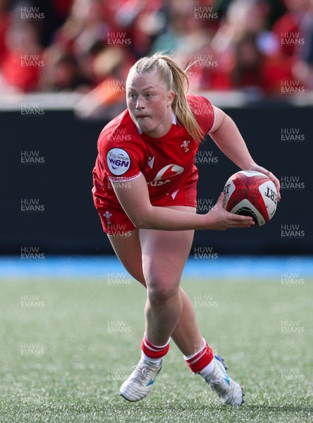 180426 - Wales v France, Guinness Women’s 6 Nations - Seren Lockwood of Wales