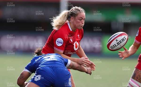 180426 - Wales v France, Guinness Women’s 6 Nations - Kelsey Jones of Wales