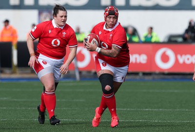 210424 - Wales v France, Guinness Women’s 6 Nations - Donna Rose of Wales charges forward