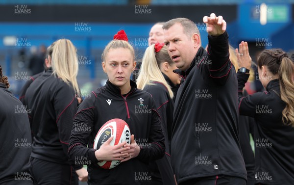 210424 - Wales v France, Guinness Women’s 6 Nations - Wales Captain Hannah Jones and Ioan Cunningham, Wales Women head coach, take a look at the ground ahead of the match