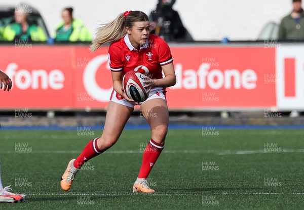 210424 - Wales v France, Guinness Women’s 6 Nations - Mollie Wilkinson of Wales