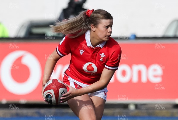 210424 - Wales v France, Guinness Women’s 6 Nations - Mollie Wilkinson of Wales