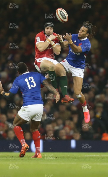 220220 - Wales v France, Guinness Six Nations Championship 2020 - Leigh Halfpenny of Wales and Teddy Thomas of France compete for the ball