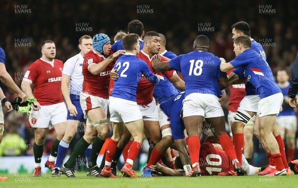 220220 - Wales v France, Guinness Six Nations Championship 2020 - The two teams come to blows on the final whistle