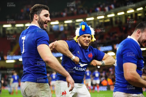 220220 - Wales v France - Guinness Six Nations - France players celebrate 