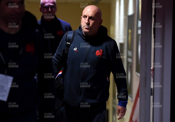 220220 - Wales v France - Guinness Six Nations - France defence coach Shaun Edwards arrives