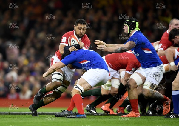 220220 - Wales v France - Guinness Six Nations - Taulupe Faletau of Wales takes on Francois Cros of France 