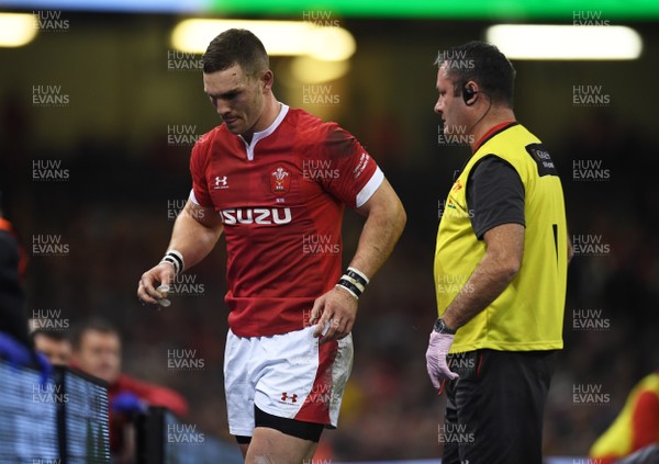 220220 - Wales v France - Guinness Six Nations - George North of Wales leaves the field
