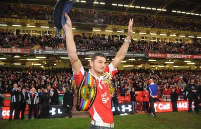 26.02.10 - Wales v France - RBS Six Nations 2010 - Boxer Nathan Cleverly on the pitch prior to kick off. 