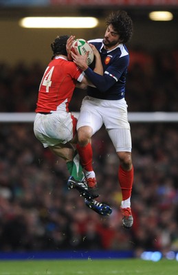 26.02.10 - Wales v France - RBS Six Nations 2010 - Leigh Halfpenny of Wales and Clement Poitrenaud of France compete for high ball. 
