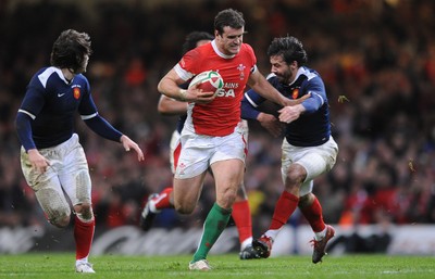 26.02.10 - Wales v France - RBS Six Nations 2010 - Jamie Roberts of Wales gets free. 