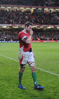 26.02.10 - Wales v France - RBS Six Nations 2010 - Ryan Jones of Wales looks dejected. 