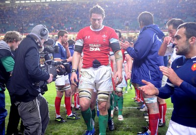 26.02.10 - Wales v France - RBS Six Nations 2010 - Ryan Jones of Wales looks dejected. 