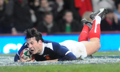 26.02.10 - Six Nations Rugby, Wales v France France's Francois Trinh-Duc scores try 