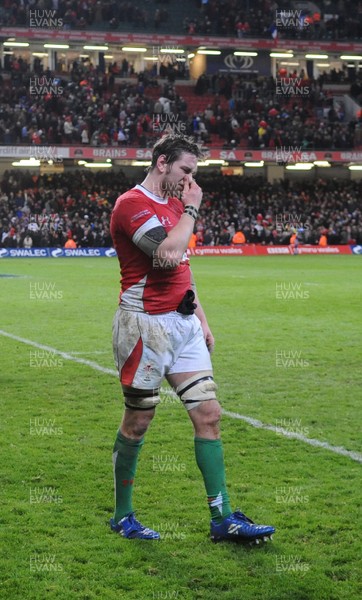 26.02.10 - Wales v France - RBS Six Nations 2010 - Ryan Jones of Wales looks dejected. 