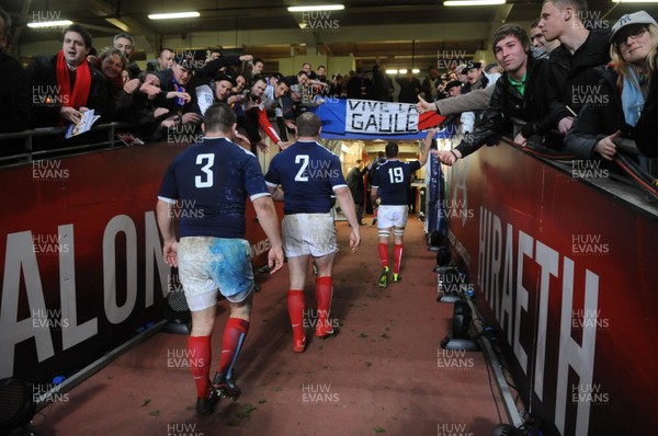 26.02.10 - Wales v France - RBS Six Nations 2010 - French players celebrate win with fans as the walk up the tunnel. 