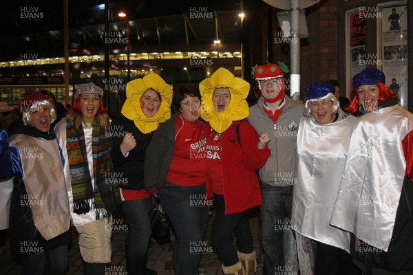 26.02.10 Wales v France - RBS 6 Nations -  Welsh & French supporters enjoy the atmosphere on Westgate Street before the game. 