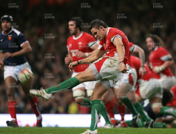 26.02.10 Wales v France... Wales' Lee Byrne. 
