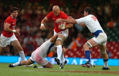 26.08.07 - Wales v France - Invesco Perpetual 2007 Summer Series - Wales' Will James tries to drive forwards 