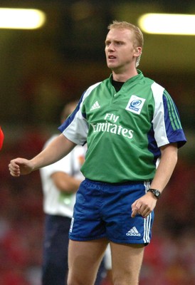 26.08.07 - Wales v France - Invesco Perpetual 2007 Summer Series - Referee, Wayne Barnes 
