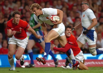 26.08.07 - Wales v France - Invesco Perpetual 2007 Summer Series - France's Aurelien Rougerie 