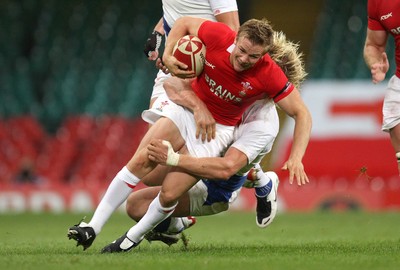26.08.07 - Wales v France -  Wales' Dwayne Peel is tackled by France's Remy Martin 