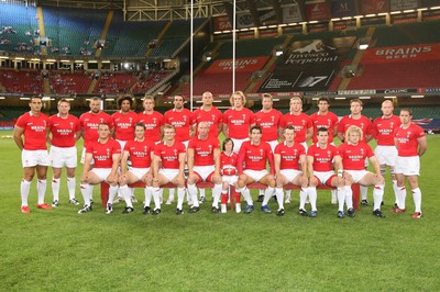 26.08.07  Wales v France... Mascot Jonathan David Rees with the team before the match . 
