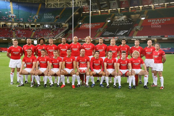 26.08.07  Wales v France... The team before the match . 