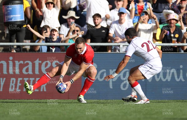 071023 - Wales v Georgia - Rugby World Cup, France 2023 - Pool C - George North of Wales scores a try