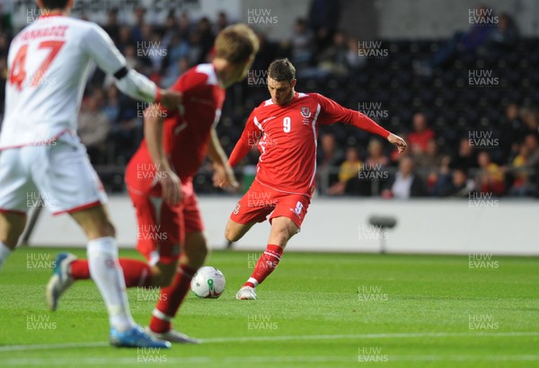 20.08.08 - International Football Friendly Wales v Georgia Wales' Jason Koumas scores goal 