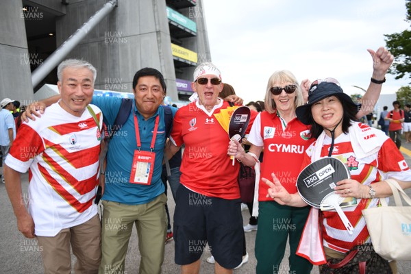 230919 - Wales v Georgia - Rugby World Cup 2019 - Wales fans