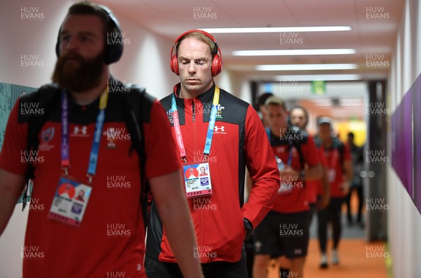 230919 - Wales v Georgia - Rugby World Cup 2019 - Pool D - Alun Wyn Jones of Wales arrives at the stadium
