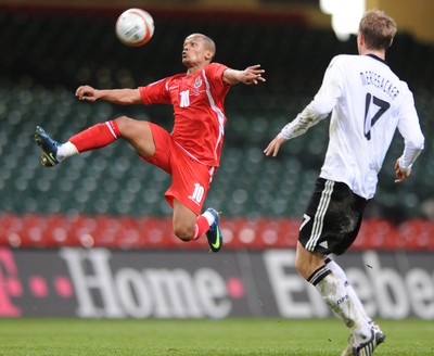 01.04.09 - Wales v Germany - 2010 FIFA World Cup Qualifying Group 4 - Wales' Rob Earnshaw tries to control the ball. 