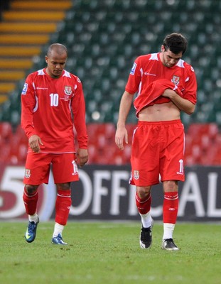 01.04.09 - Wales v Germany - 2010 FIFA World Cup Qualifying Group 4 - Wales' Rob Earnshaw and Joe Ledley look dejected at the end of the game. 