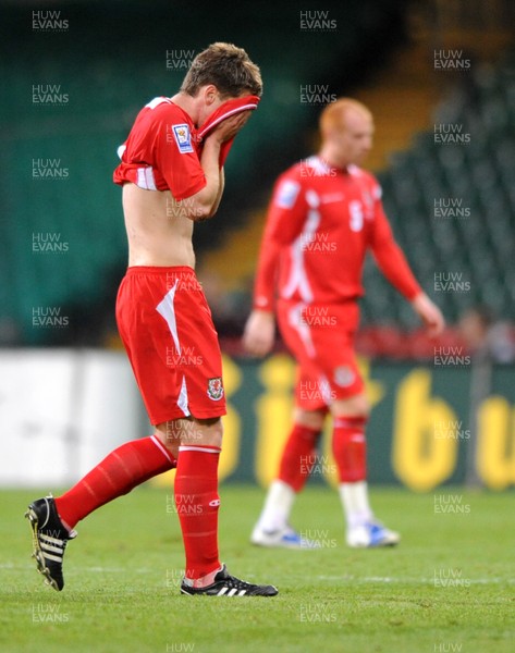 01.04.09 - Wales v Germany - 2010 FIFA World Cup Qualifying Group 4 - Wales players look dejected. 