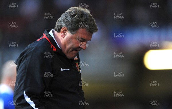 01.04.09 - Wales v Germany - 2010 FIFA World Cup Qualifying Group 4 - Wales manager John Toshack looks dejected. 