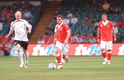 08.09.07 - Euro 2008 Qualifying, Group D Wales v Gemany Wales' Jason Koumas tries to get through 