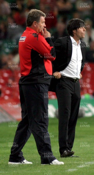 08.09.07 - Euro 2008 Qualifying, Group D Wales v Gemany Wales' manager John Toshack and Germany coach Joachim Low 
