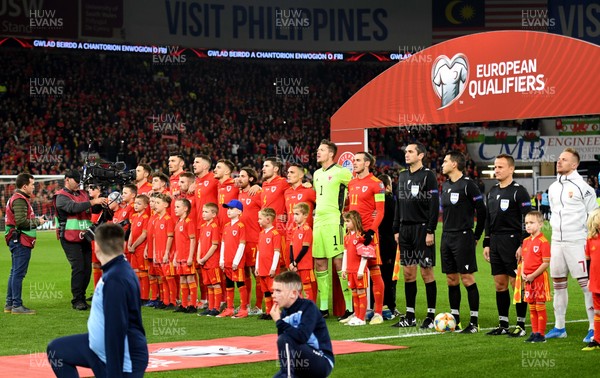 191119 - Wales v Hungary - UEFA Euro Championship Qualifying - Wales during the anthems