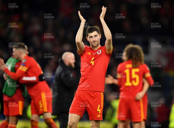 191119 - Wales v Hungary - UEFA Euro Championship Qualifying - Ben Davies of Wales celebrates at the end of the game