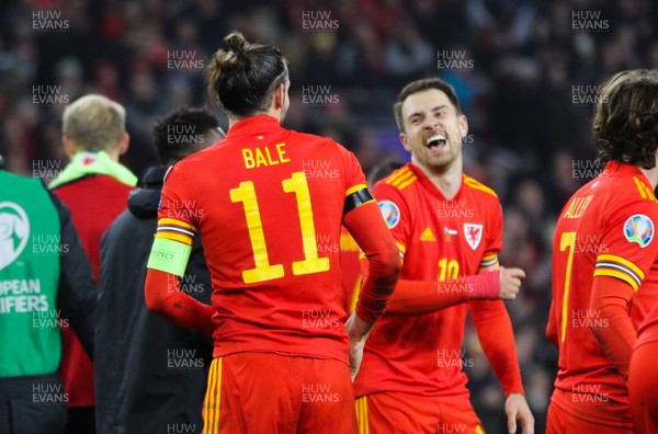191119 - Wales v Hungary, European Cup 2020 Qualifier - Aaron Ramsey of Wales and Gareth Bale of Wales celebrate at the end of the match