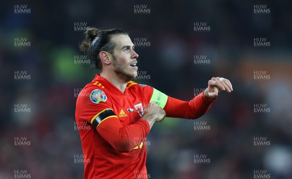 191119 - Wales v Hungary, European Cup 2020 Qualifier - Gareth Bale of Wales celebrates at the end of the match