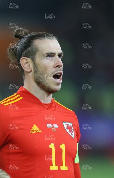191119 - Wales v Hungary, European Cup 2020 Qualifier - Gareth Bale of Wales sings the national anthem at the start of the match