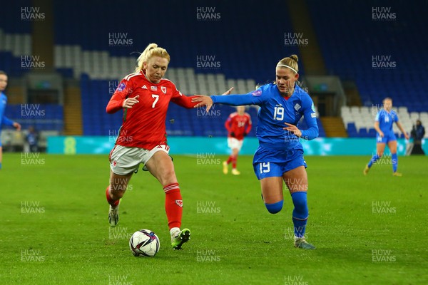 011223 - Wales v Iceland - UEFA Women�s Nations League - Ceri Holland of Wales takes on Saedis Heioarsdottir of Iceland
