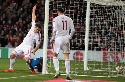 050314 - Wales v Iceland - Vauxhall International Friendly - Sam Vokes of Wales scores their second goal
