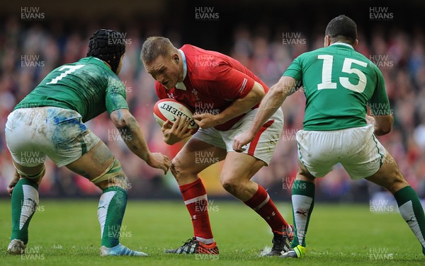 020213 - Wales v Ireland - RBS Six Nations -Gethin Jenkins of Wales takes on Sean O'Brien and Rob Kearney of Ireland