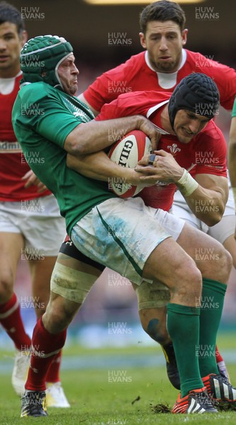 020213 - Wales v Ireland, 2013 RBS 6 Nations - Wales' Sam Warburton is tackled  by Ireland's Rory Best