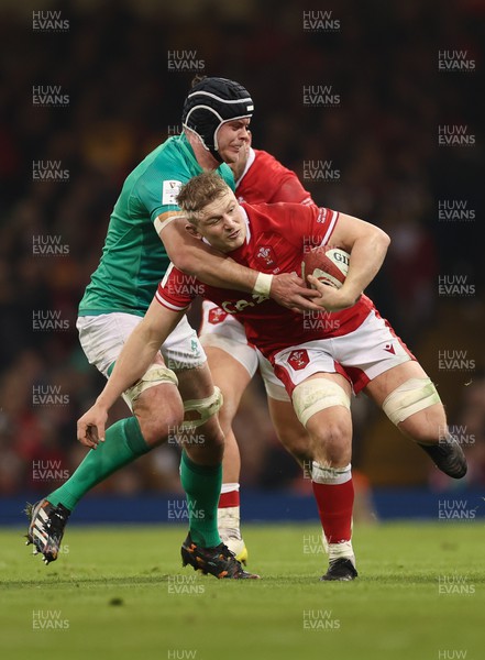 040223 - Wales v Ireland, Guinness Six Nations 2023 - Jac Morgan of Wales is tackled by James Ryan of Ireland